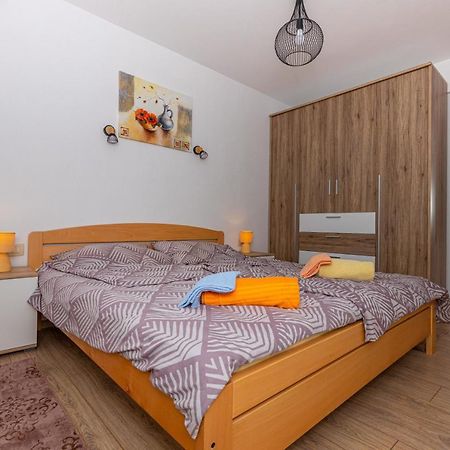 Apartman Sare 크리크베니카 외부 사진